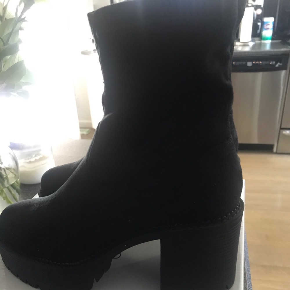 Black suede boots